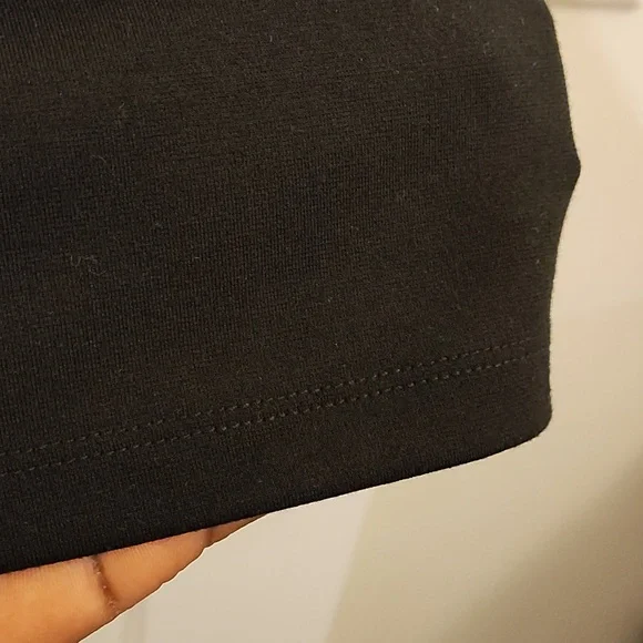 Black & White sweater Dress just add pearls and a red shoe and you'll be styling - Picture 8 of 10